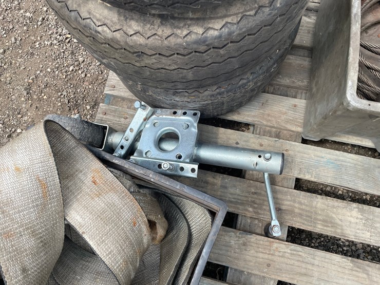 #4571-•-(3)-lawn-tires,-cable-and-4"-lifting-sling-image-5