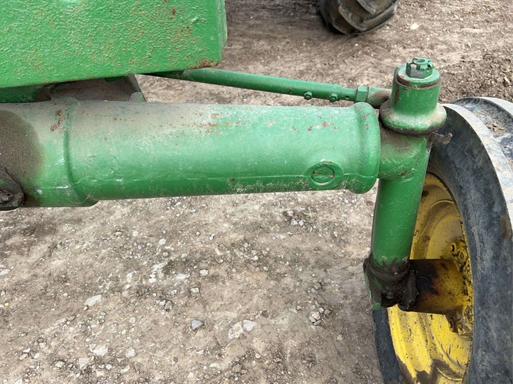 john-deere-70-image-17
