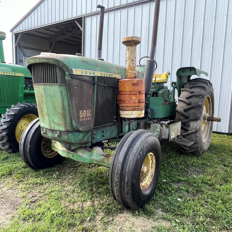 JOHN DEERE 5010