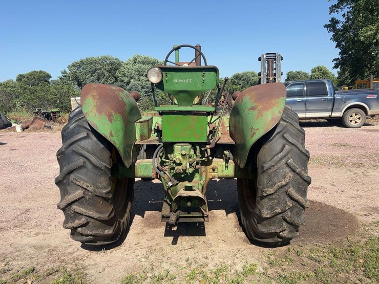 john-deere-70-image-6