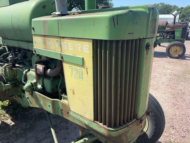 john-deere-720-image-20