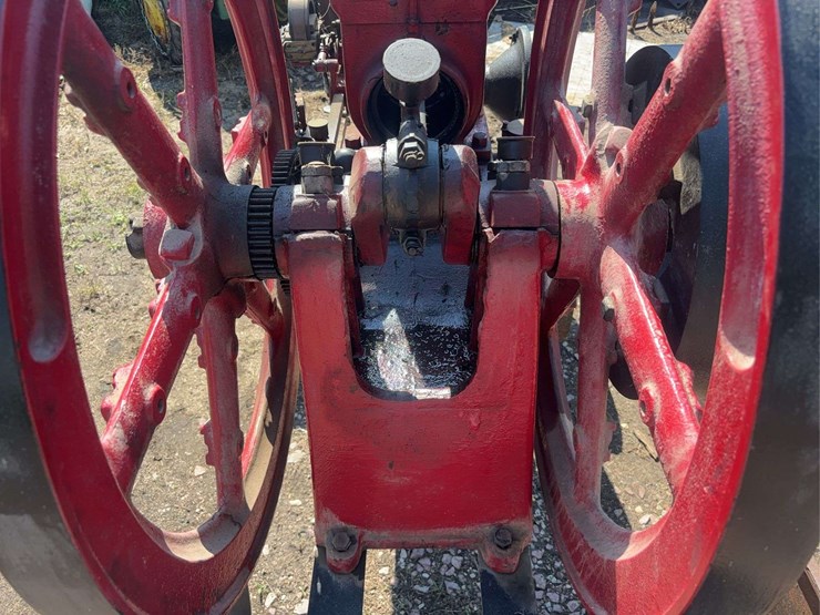 economy-7-horse-hit-and-miss-engine,-cart,-and-original-base-image-14