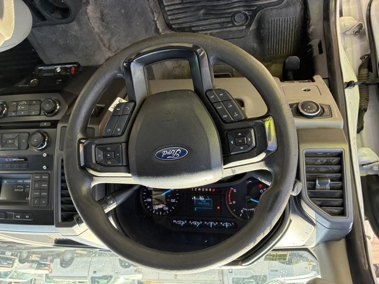 2018-ford-f350-image-17