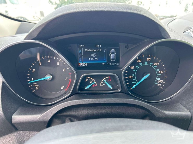 2015-ford-escape-image-16