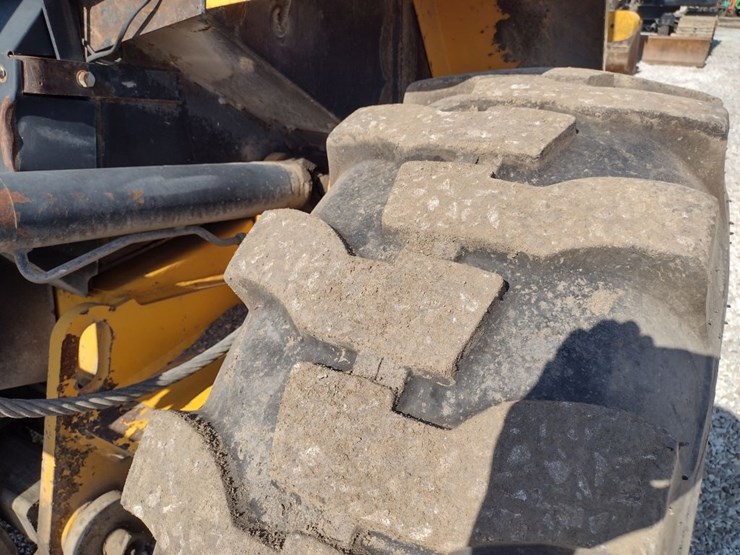 jcb-930-image-18