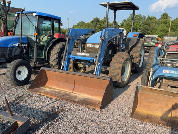 new-holland-ts100-image-1