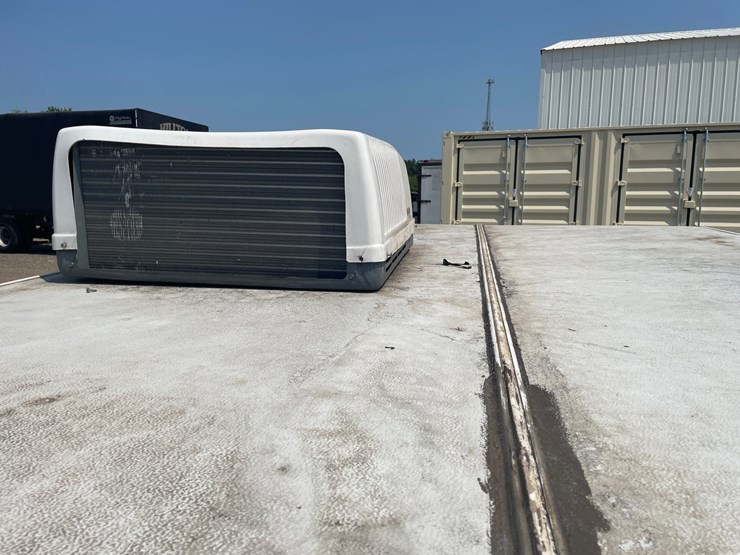 #4486-•-jayco-quest-10x-pop-up-camper-(no-title)-image-9