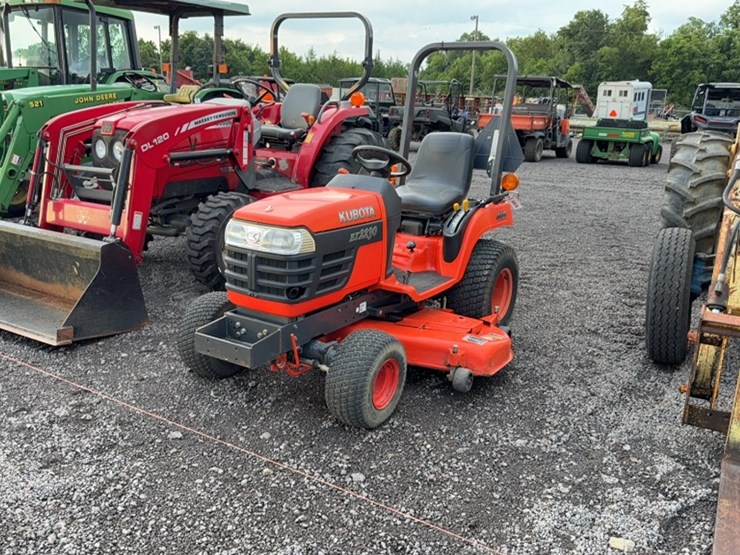 #3031-•-kubota-bxz230-tractor-image-1