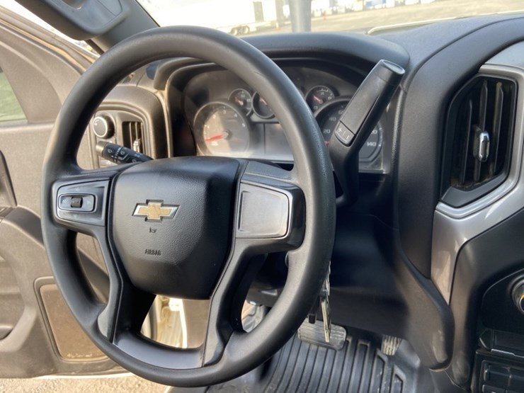 2020-chevrolet-silverado-2500-image-17