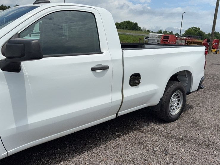 2021-chevrolet-1500-image-13