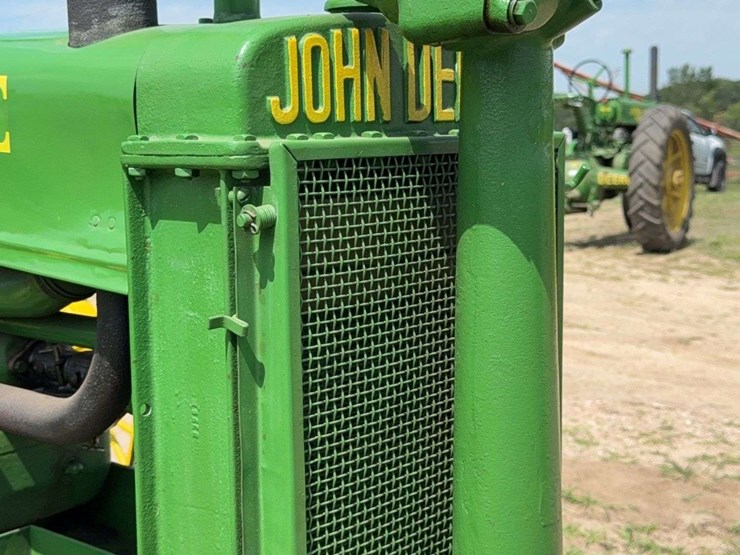 john-deere-model-b-image-47