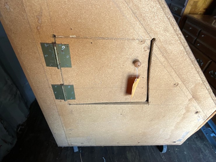 #4705-•-wooden-display-case-image-7