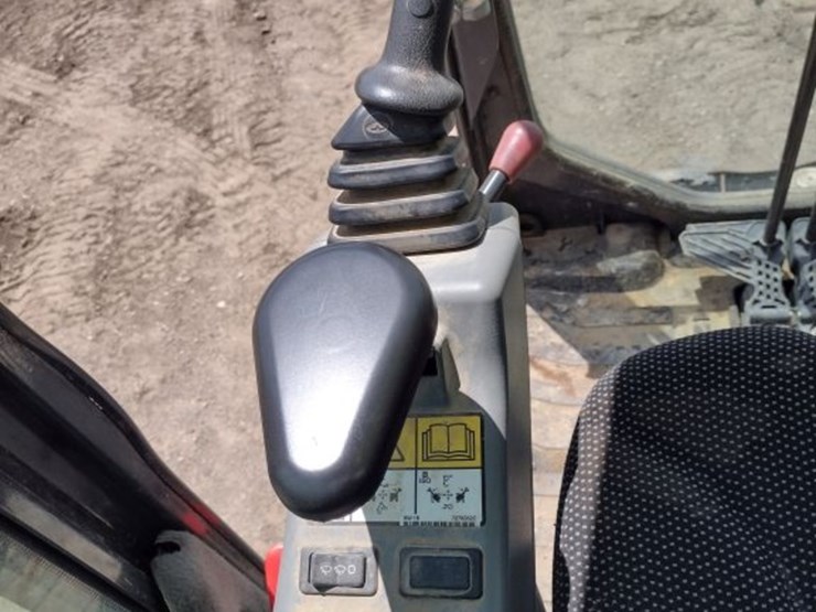 bobcat-e35i-image-9
