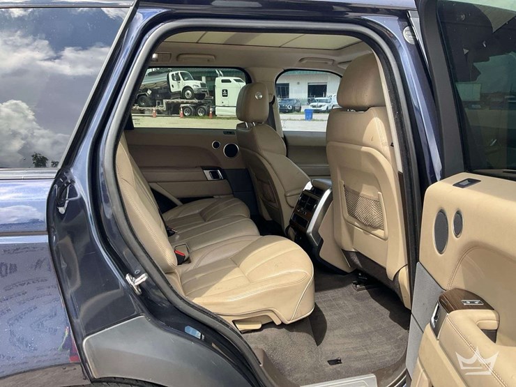 2016-land-rover-range-rover-image-29