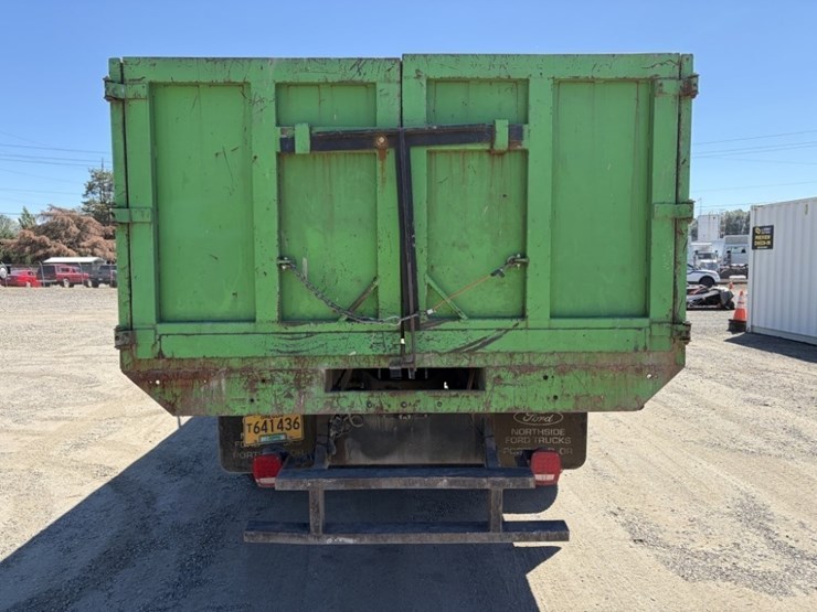 2021-ford-f650-image-6