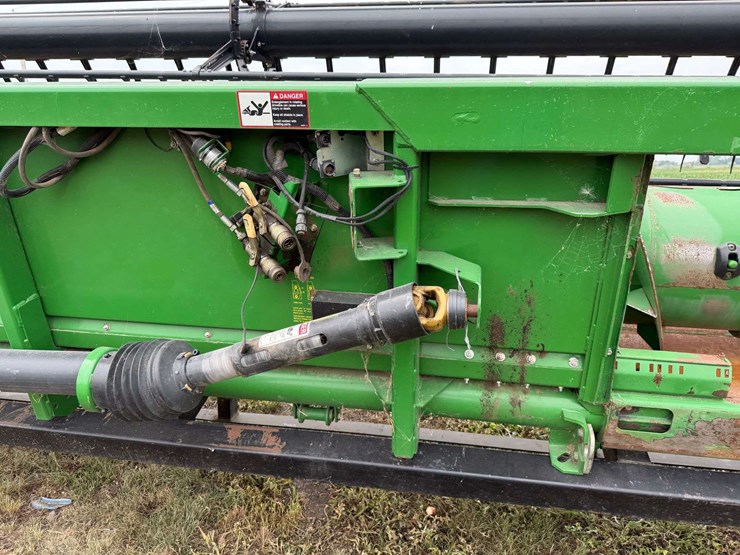 john-deere-630f-image-22