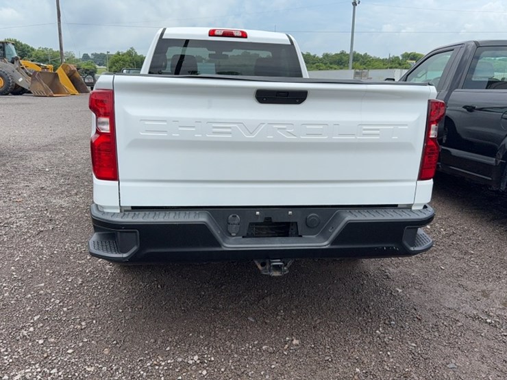 2020-chevrolet-1500-image-9