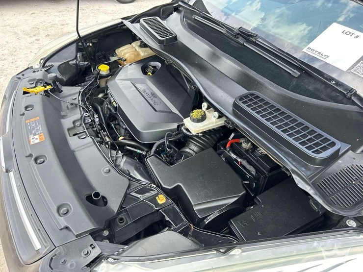 2015-ford-escape-image-8