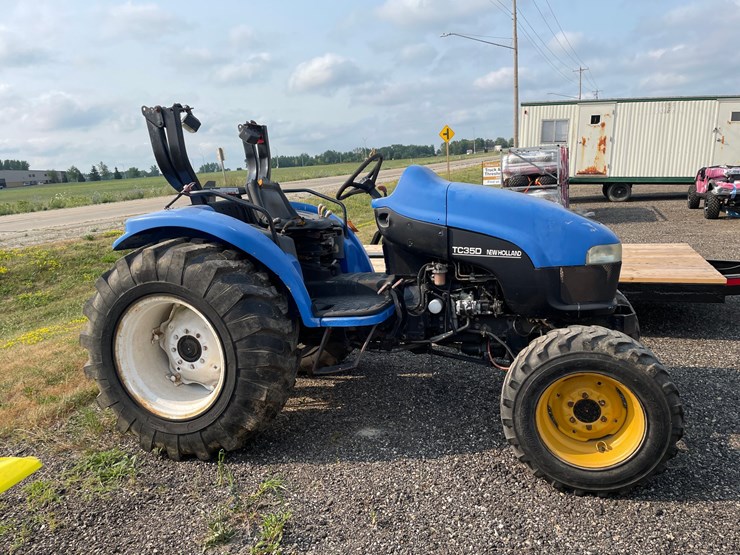 new-holland-tc35d-image-4
