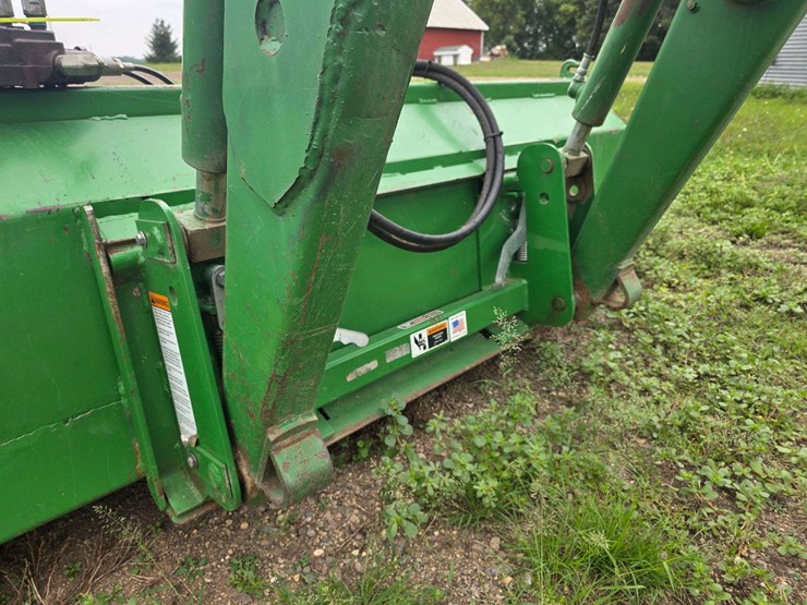 john-deere-148-image-26