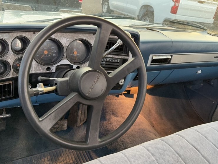 1987-chevrolet-c10-image-17
