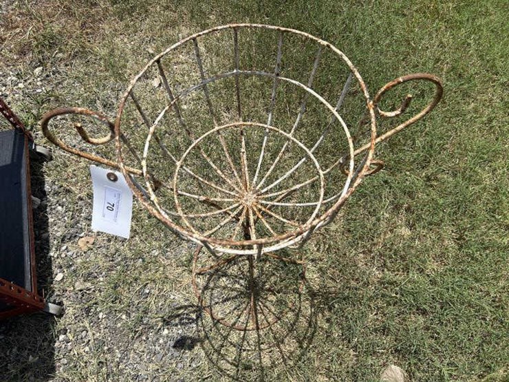 #70-•-flower-pot-stand-image-4