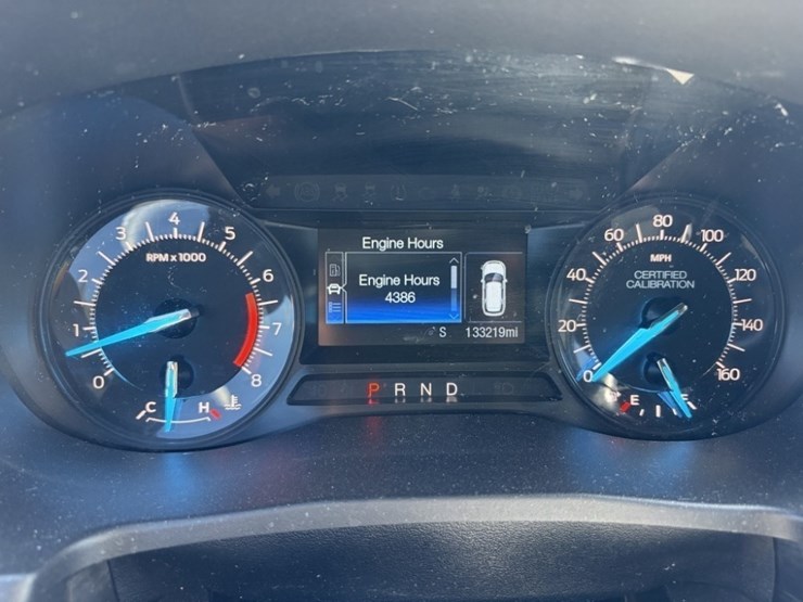 2018-ford-explorer-image-29