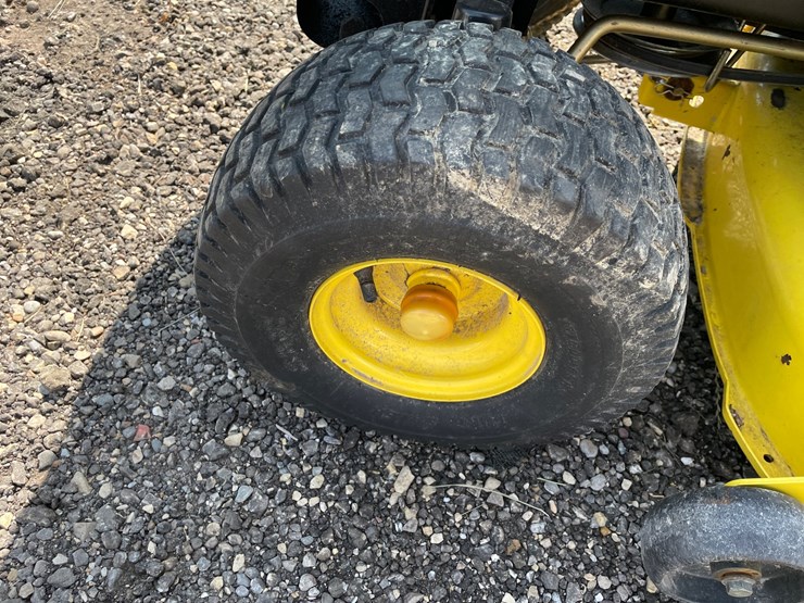john-deere-l110-image-9