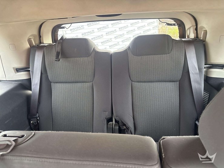 2010-jeep-commander-image-18