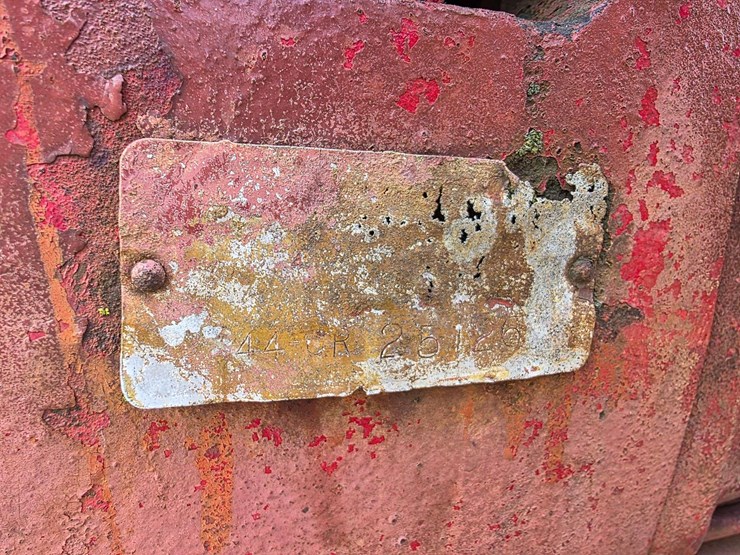 1951-massey-ferguson-44-image-22