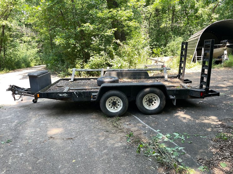 #7003-•-2000-felling-tandem-axle-trailer-(mn-title-in-delay)-image-2