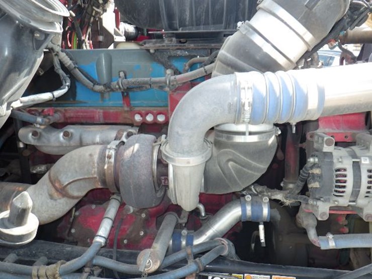 2015-kenworth-t660-image-28