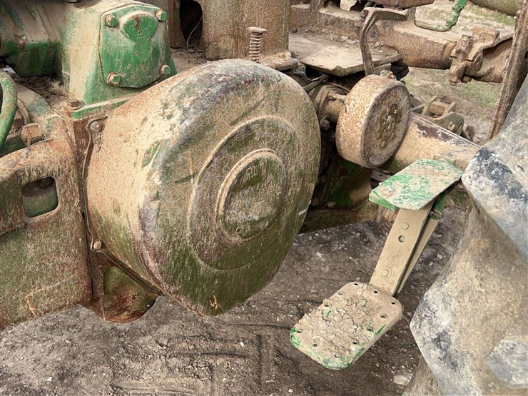 john-deere-model-b-image-52