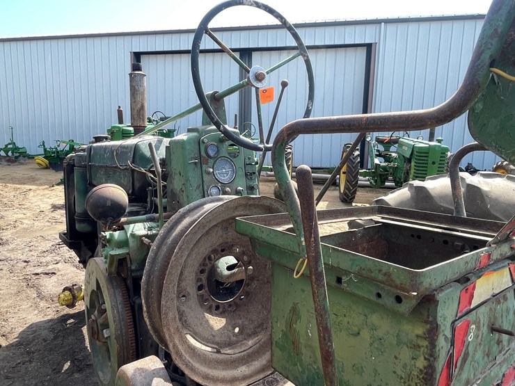 john-deere-70-image-35