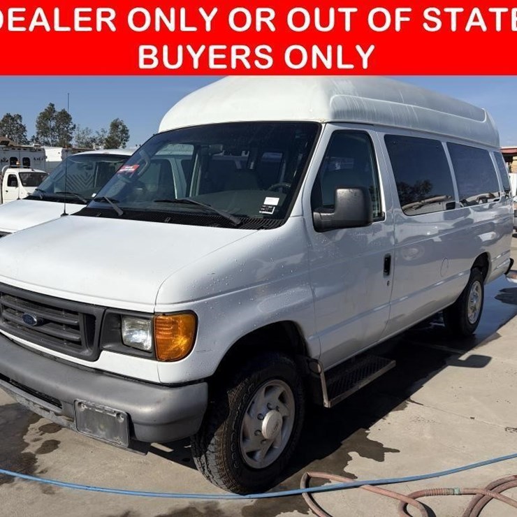 2007 FORD E250