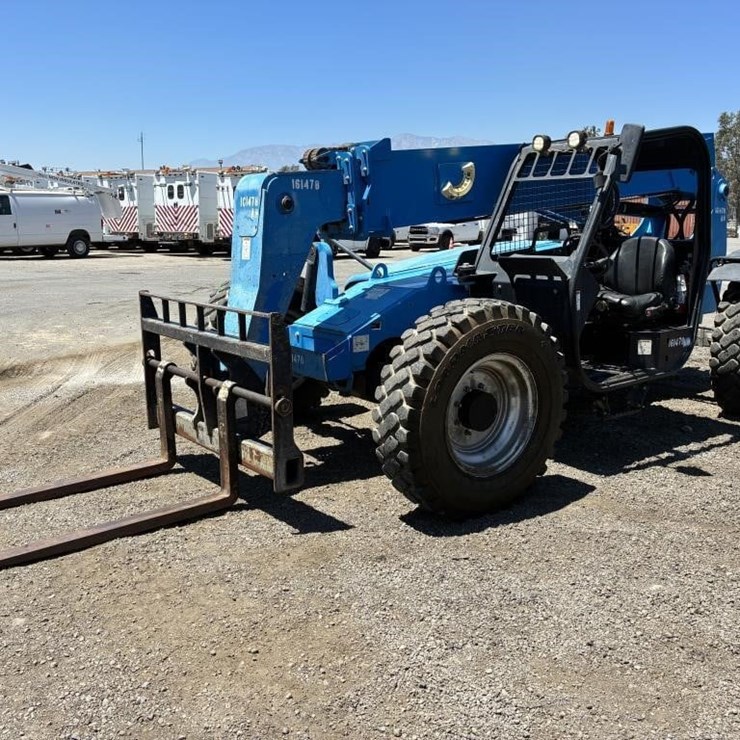 2015 GENIE GTH636