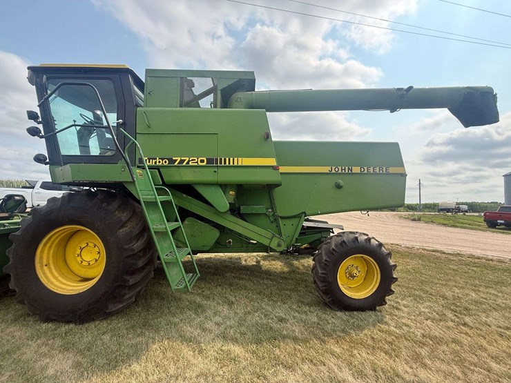 john-deere-7720-image-13