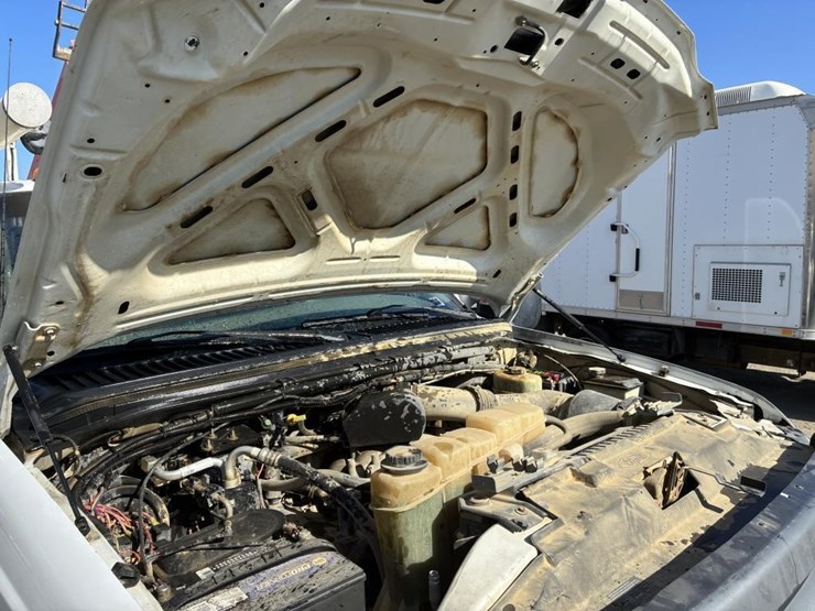 2001-ford-f350-image-12