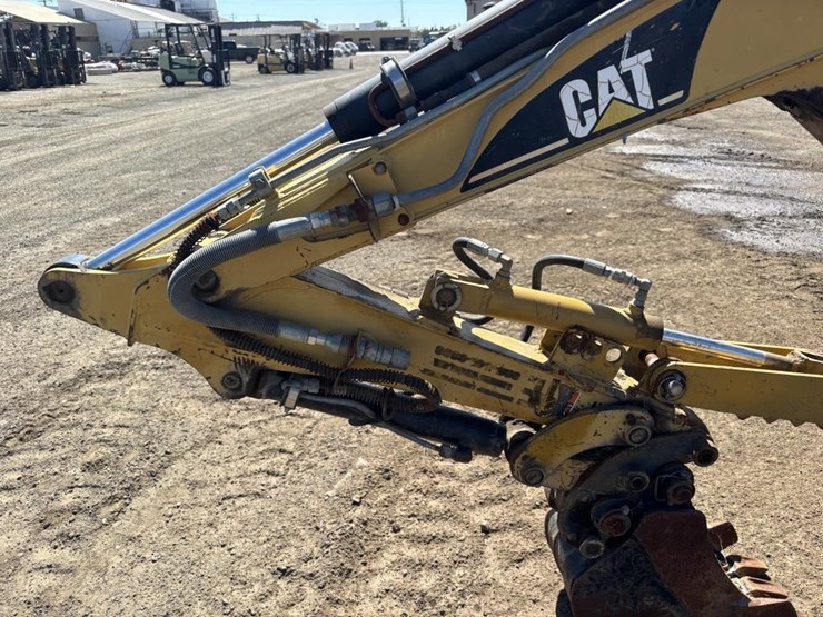 1999-caterpillar-301.5-image-16