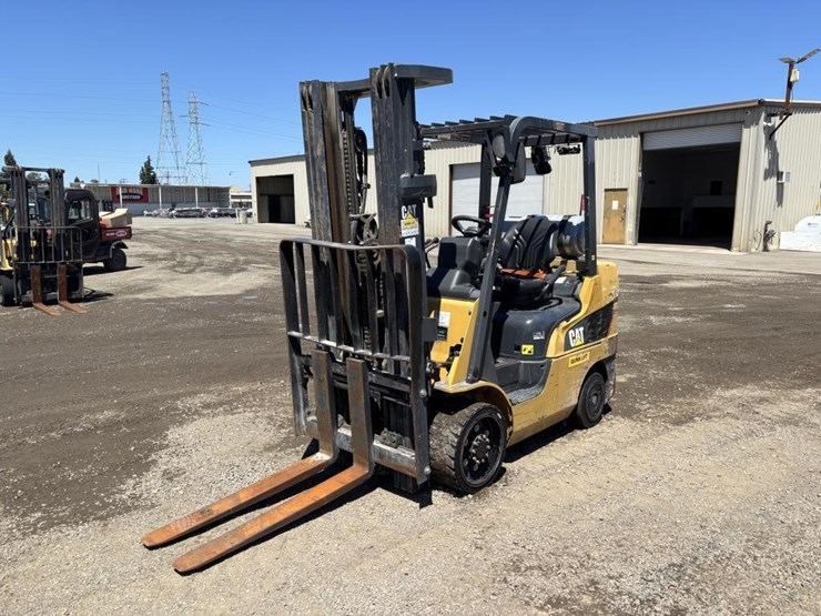 2020-caterpillar-2c6000-image-1