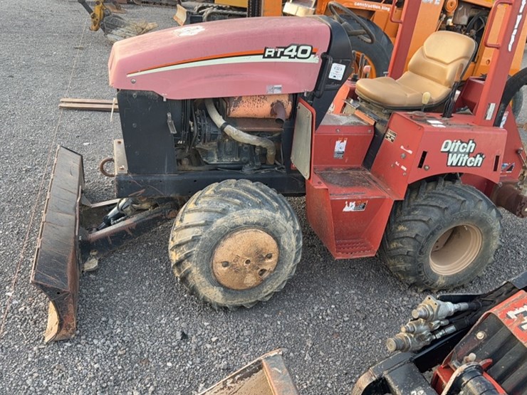 2007-ditch-witch-rt40-image-15