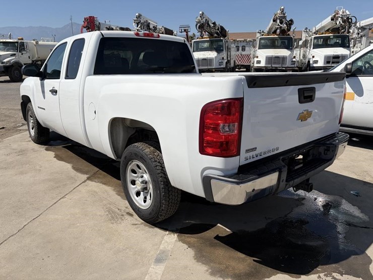 2012-chevrolet-silverado-1500-image-4