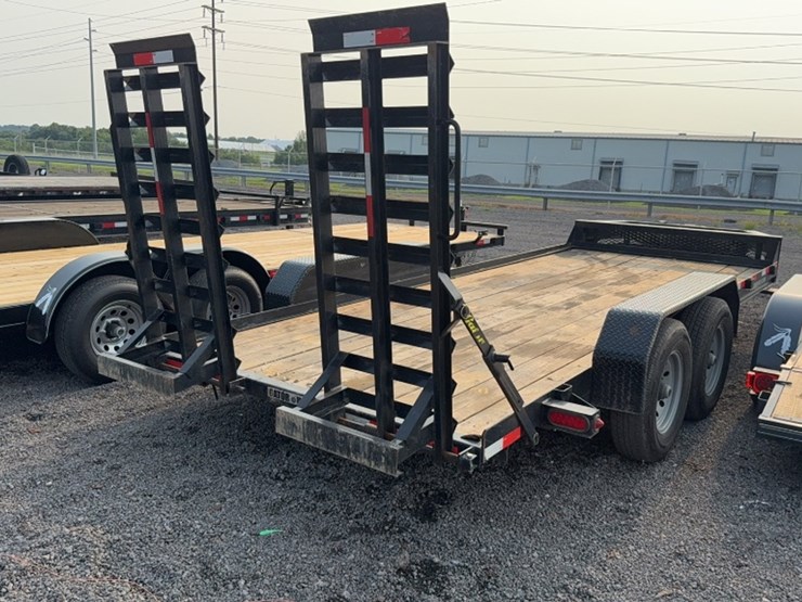 #3055-•-2026-gator-18'-gt-xlt-bumper-pull-trailer-image-6