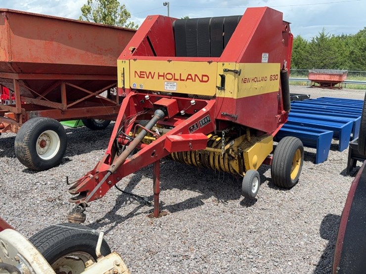 new-holland-630-image-1
