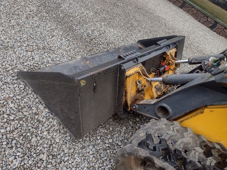 deere-325g-image-20