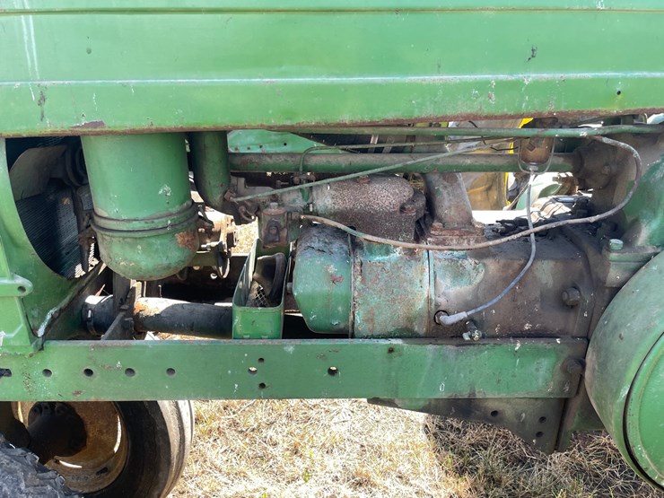 john-deere-a-image-13