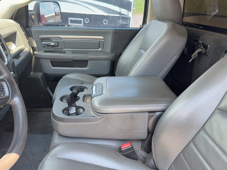 2018-dodge-2500-image-20