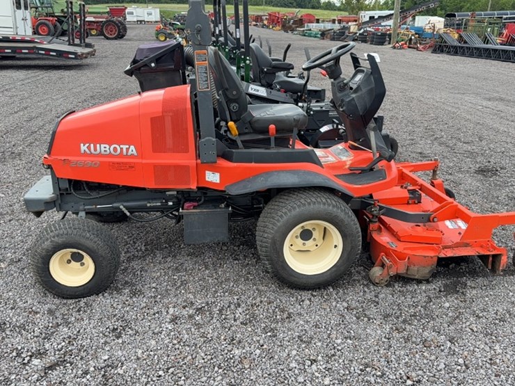 kubota-f2690-image-6