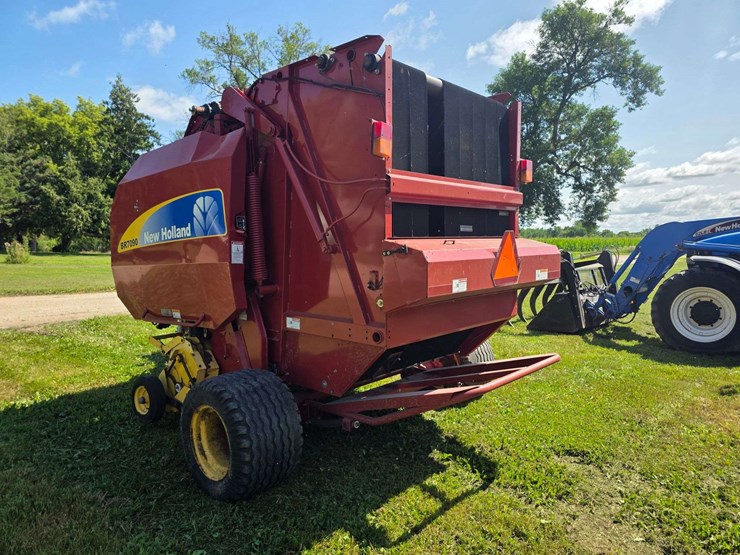 new-holland-br7090-image-9