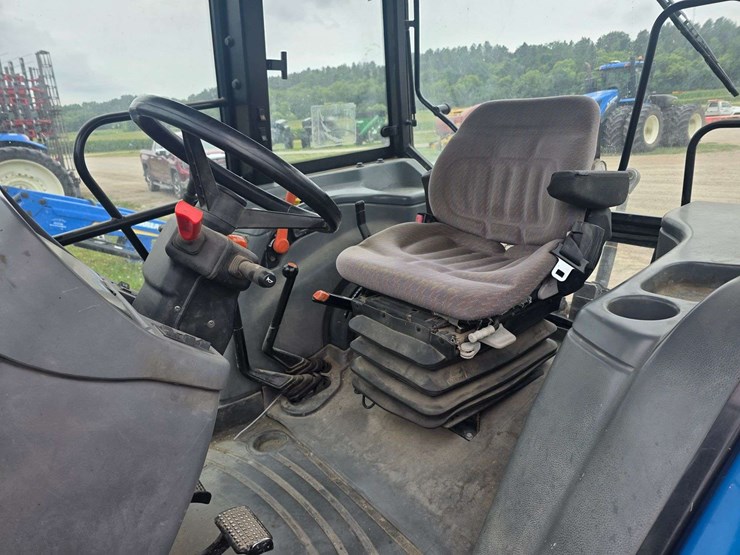 2002-new-holland-tl100-image-63